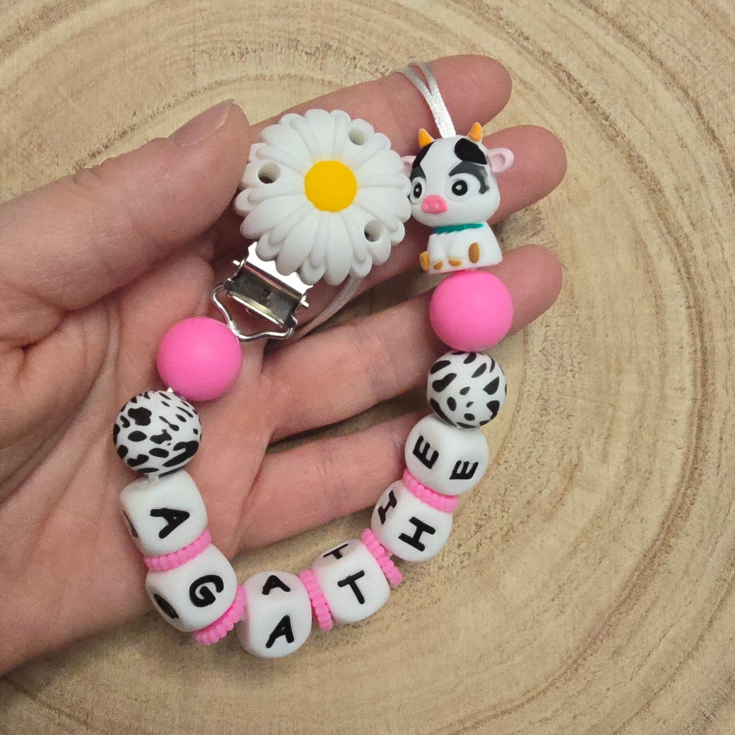 Attache-tétine personnalisée Modèle Agathe Vache fleurie