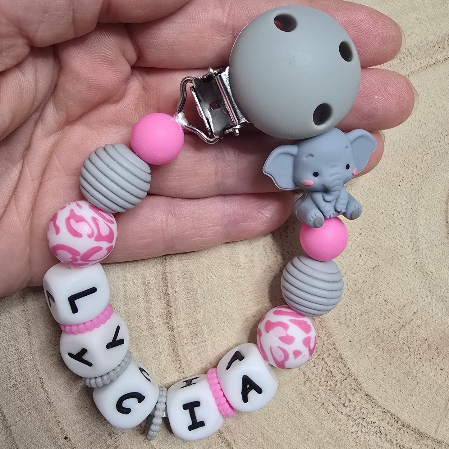 Attache-tétine personnalisée Modèle Lycia Éléphant
