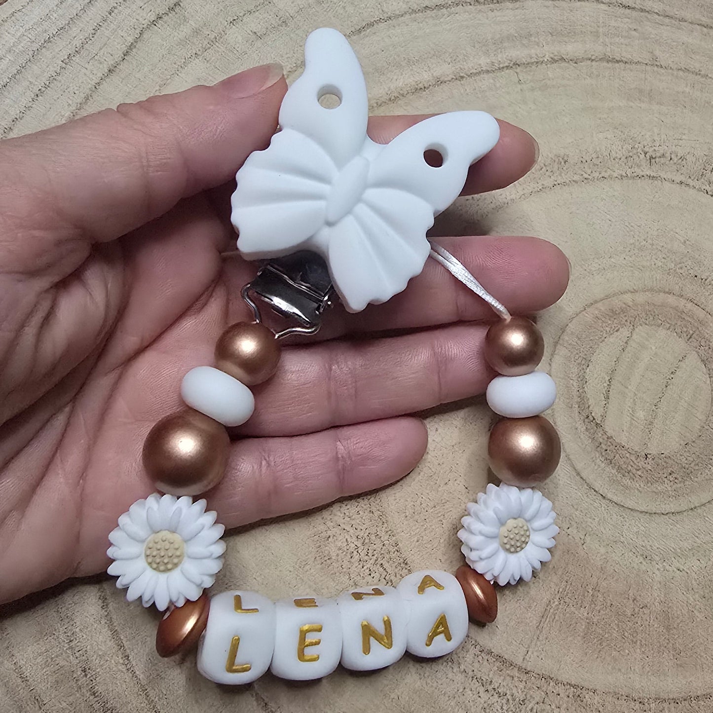 Attache-tétine personnalisée Modèle Léna Papillon fleuri