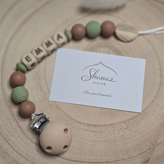 Attache-tétine personnalisée Modèle Emma nature