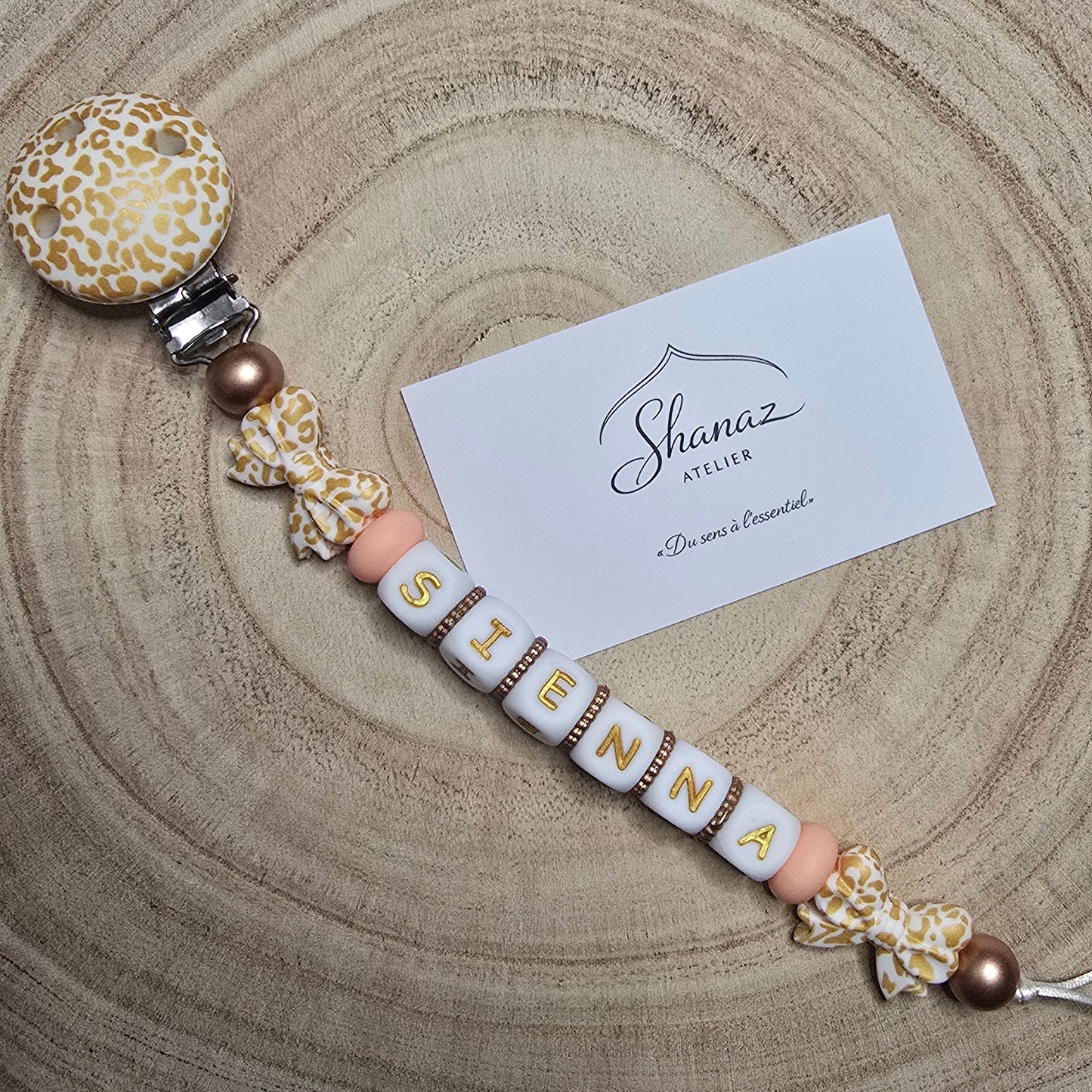 Attache-tétine personnalisée Modèle Sienna léopard doré
