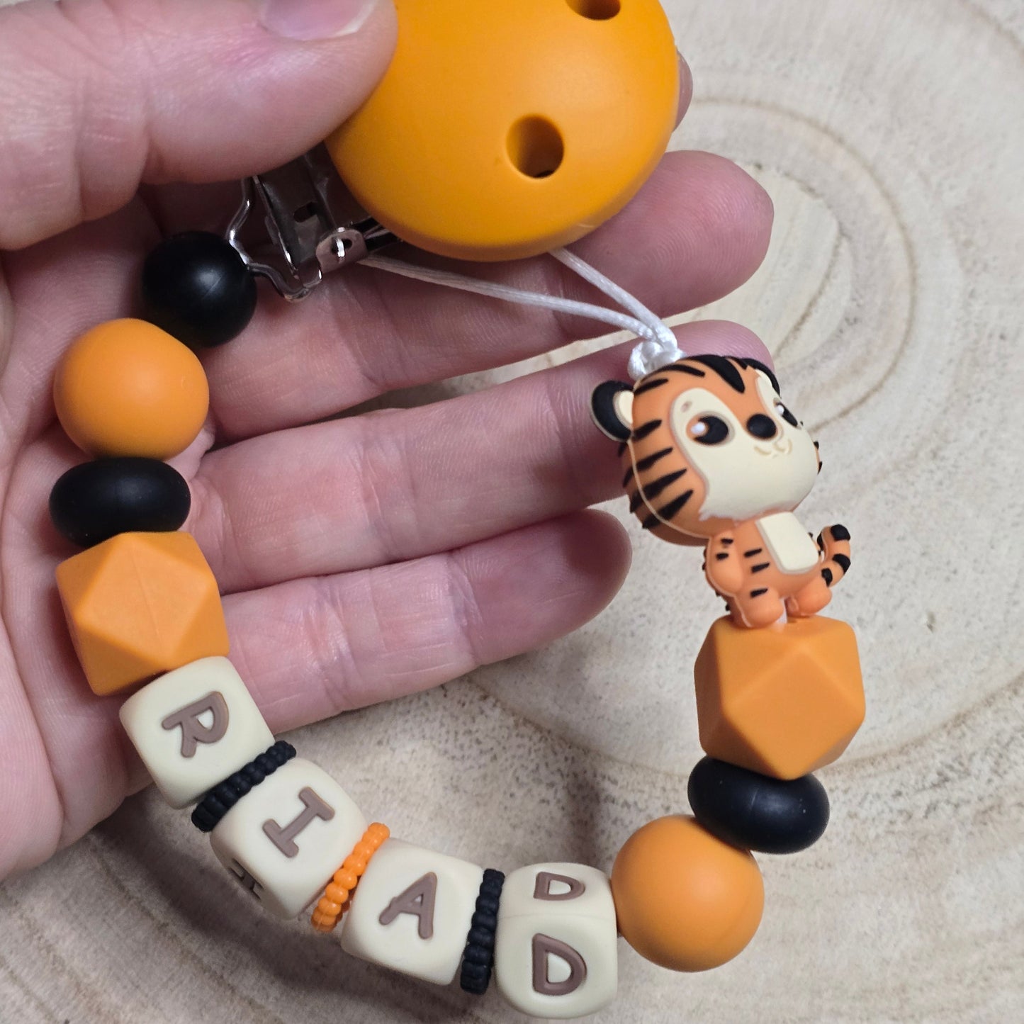Attache-tétine personnalisée Modèle Riad petit tigre