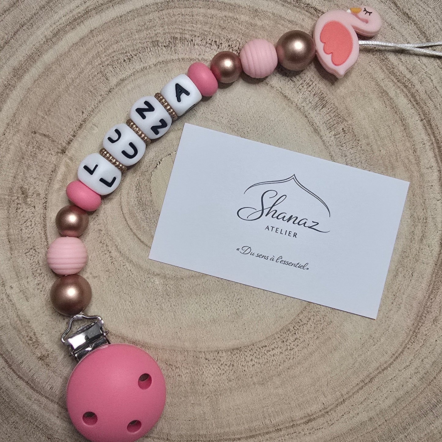 Attache-tétine personnalisée Modèle Luna Flamant rose