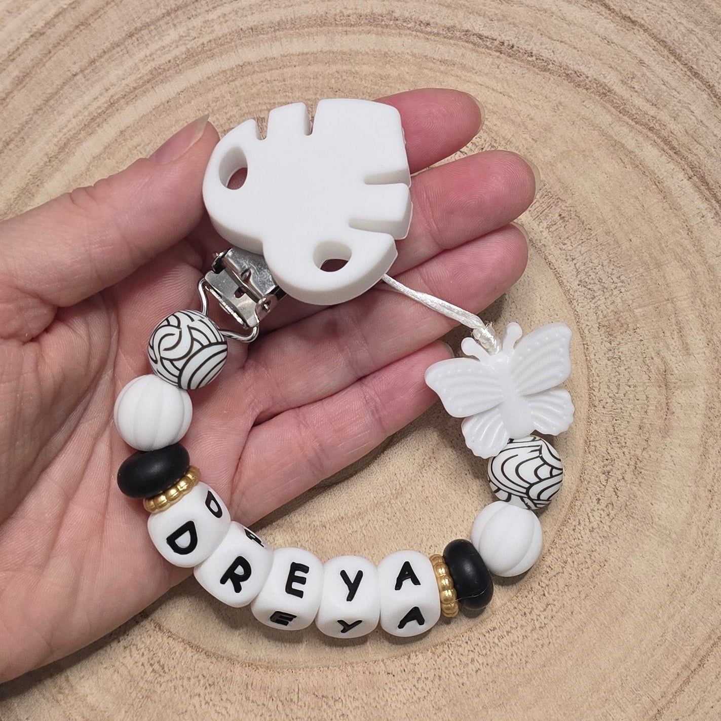 Attache-tétine personnalisée Modèle Dreya Papillon