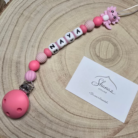 Attache-tétine personnalisée Modèle Naya Axolotl