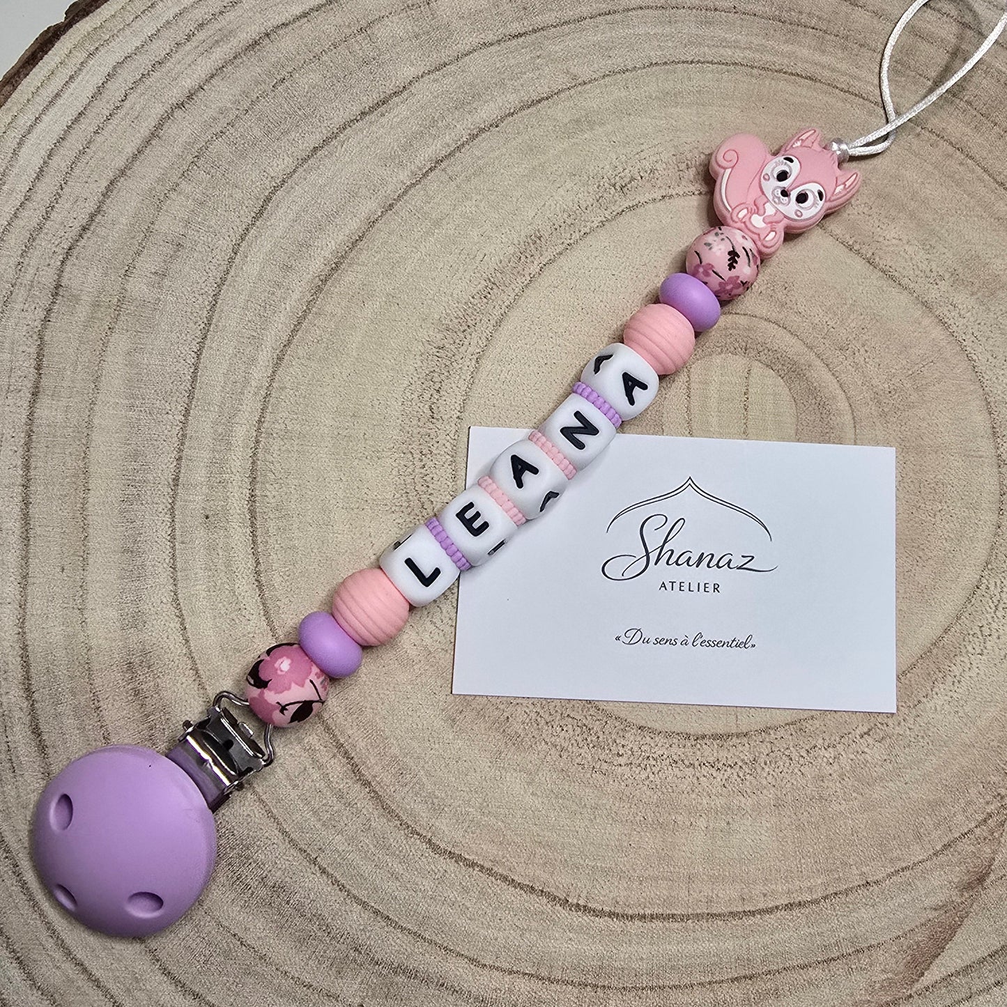 Attache-tétine personnalisée Modèle Léana Écureuil