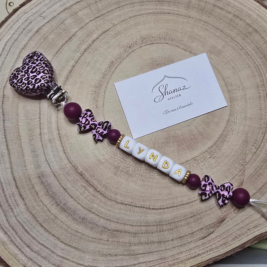 Attache-tétine personnalisée Modèle Lynda Léopard rose
