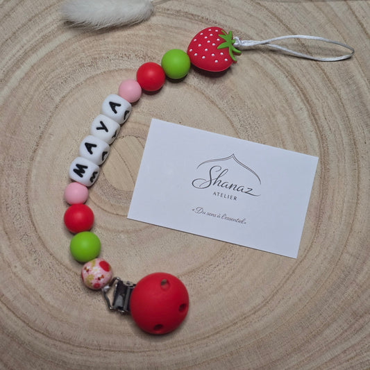 Attache-tétine personnalisée Modèle Maya Fraise 🍓
