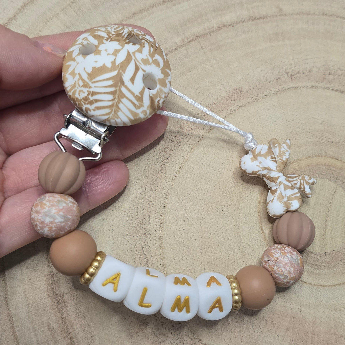 Attache-tétine personnalisée Modèle Alma Feuillage beige