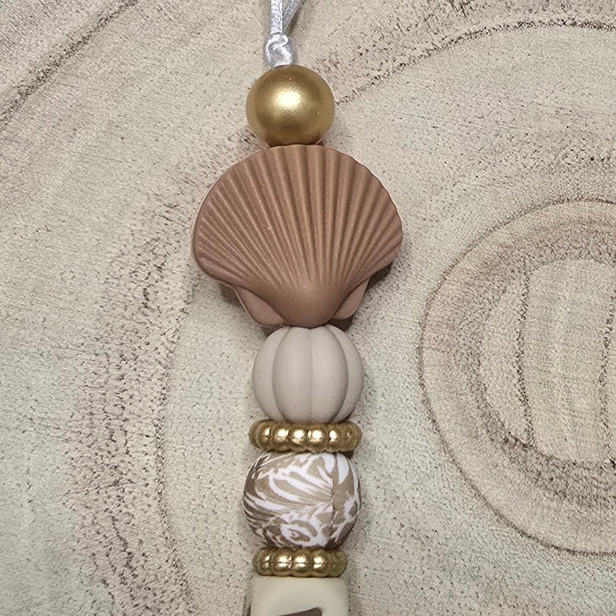 Attache-tétine personnalisée Modèle Alya Coquillage