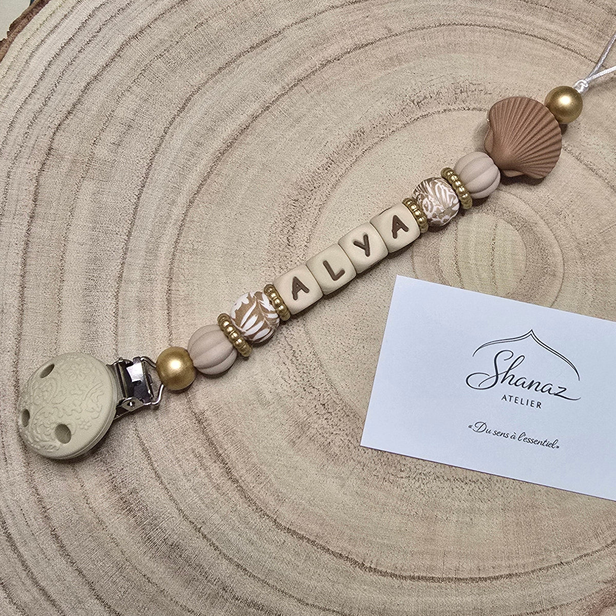 Attache-tétine personnalisée Modèle Alya Coquillage