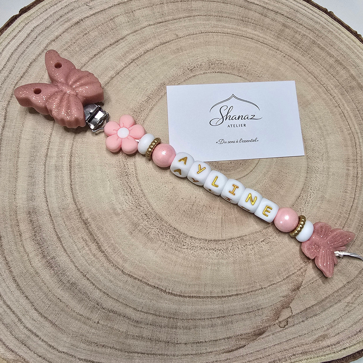 Attache-tétine personnalisée Modèle Ayline Papillon pailleté